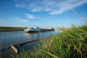 Leda cargo ship in the inlet channel of Paks Nuclear Power Plant on 5 August 2024. Photo: Paks II. Ltd.
